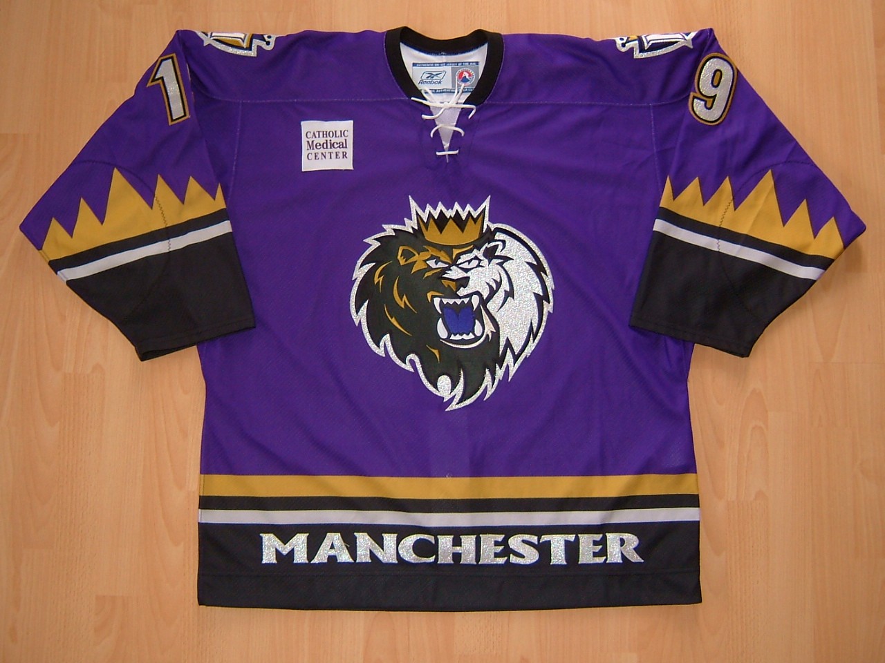 manchester-monarchs-2006-07-jerseys