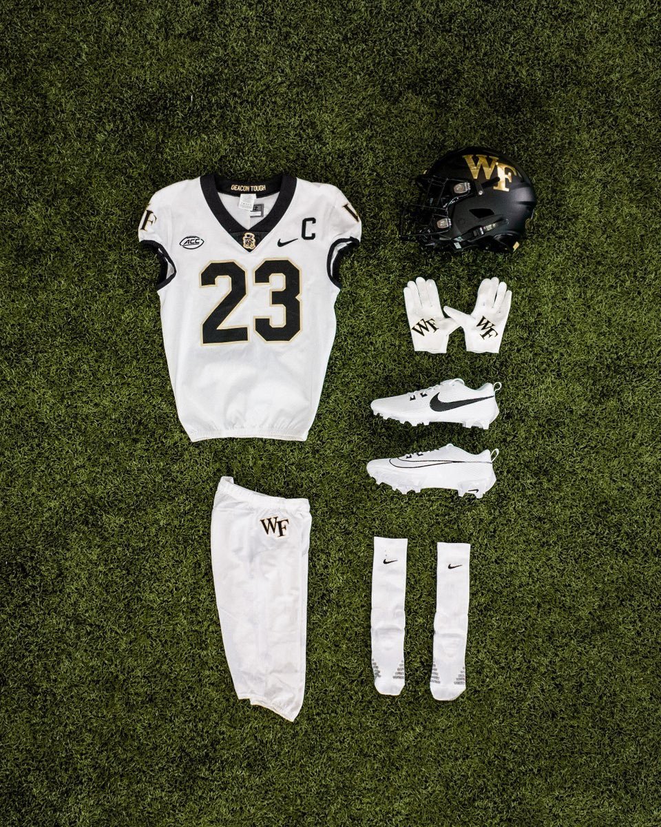 Coprimazza Wake Forest Demon Deacons Per Mazze Fairway, Ibride E Utility - Stile Vintage Con Quadrante Numerico
